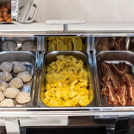 Park & Ξενοδοχείο